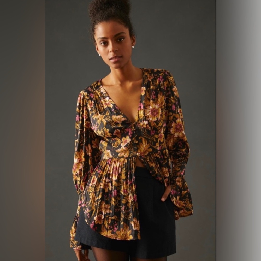 NWT Anthropologie deep v tunic